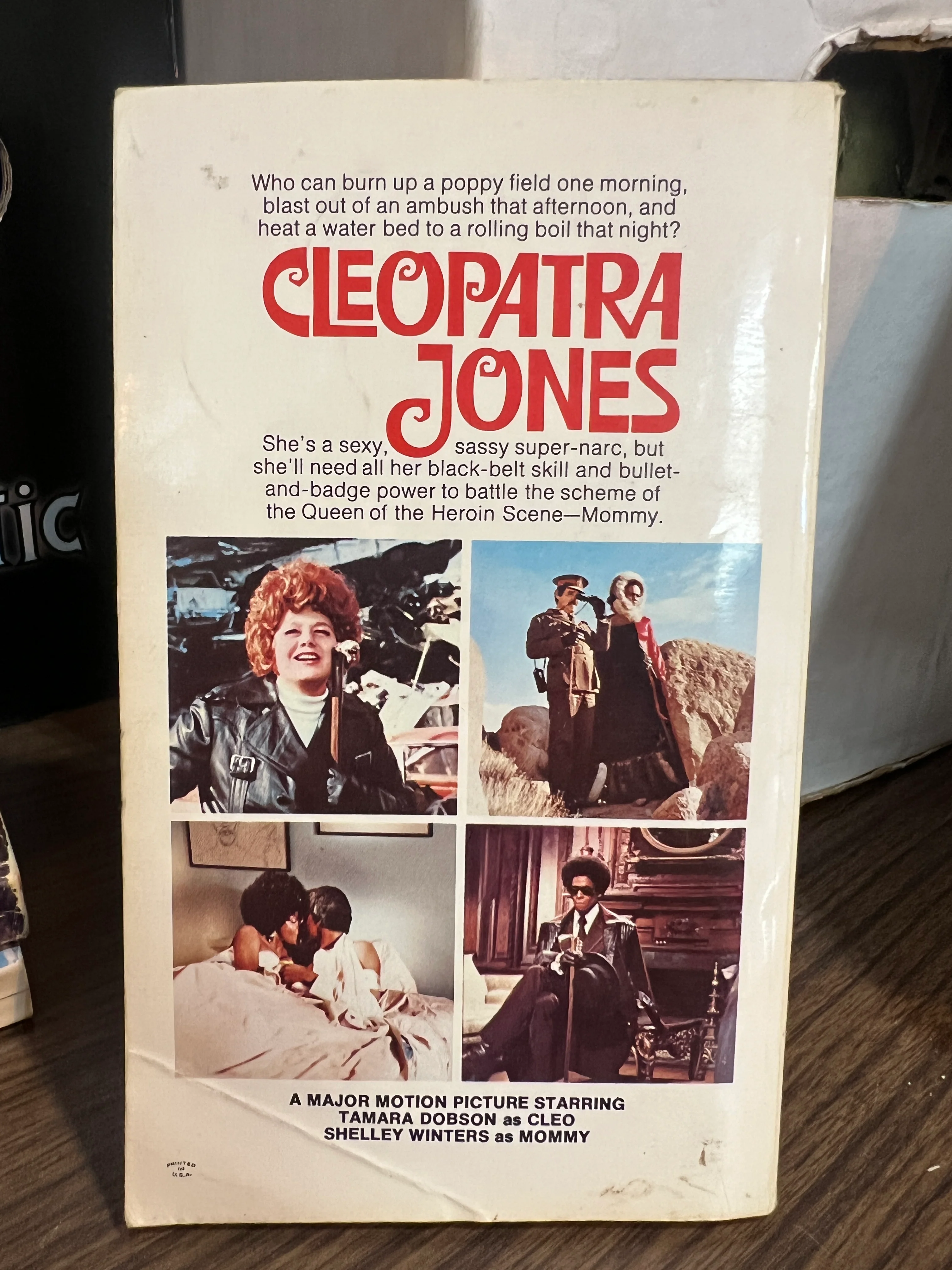 Cleopatra Jones : Paperback Novelization 1973 Movie Cover 1st Printing - Image 3