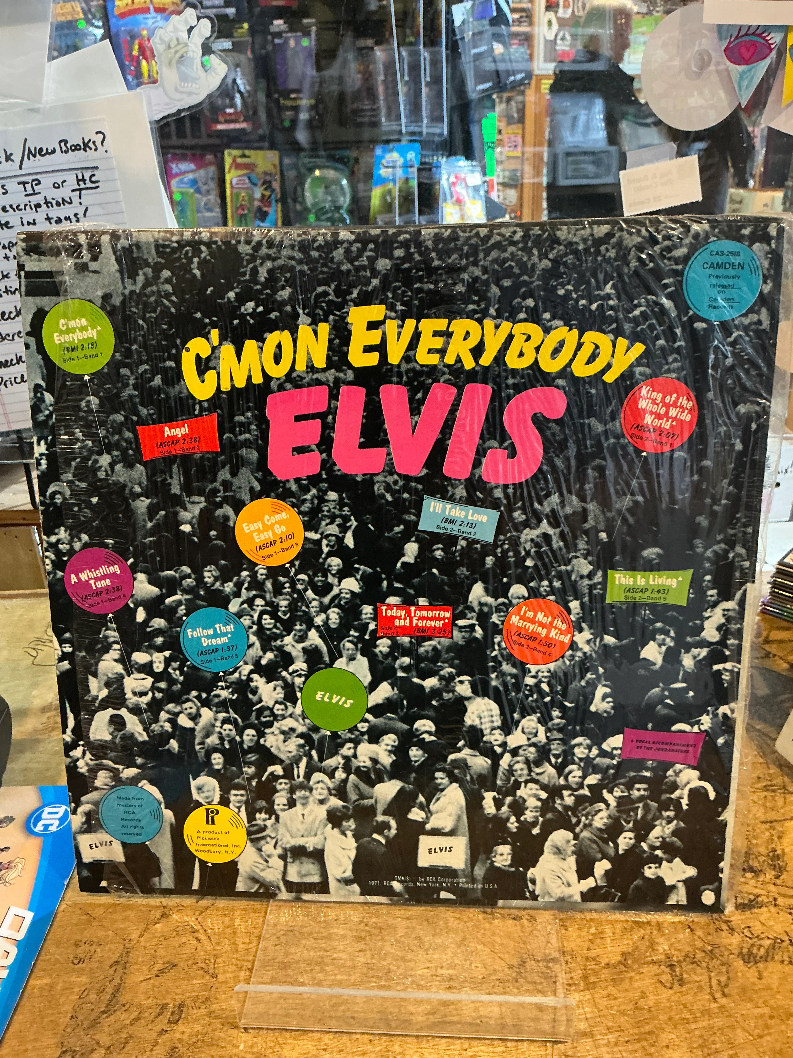 Elvis : C'Mon Everybody LP Record - Image 2