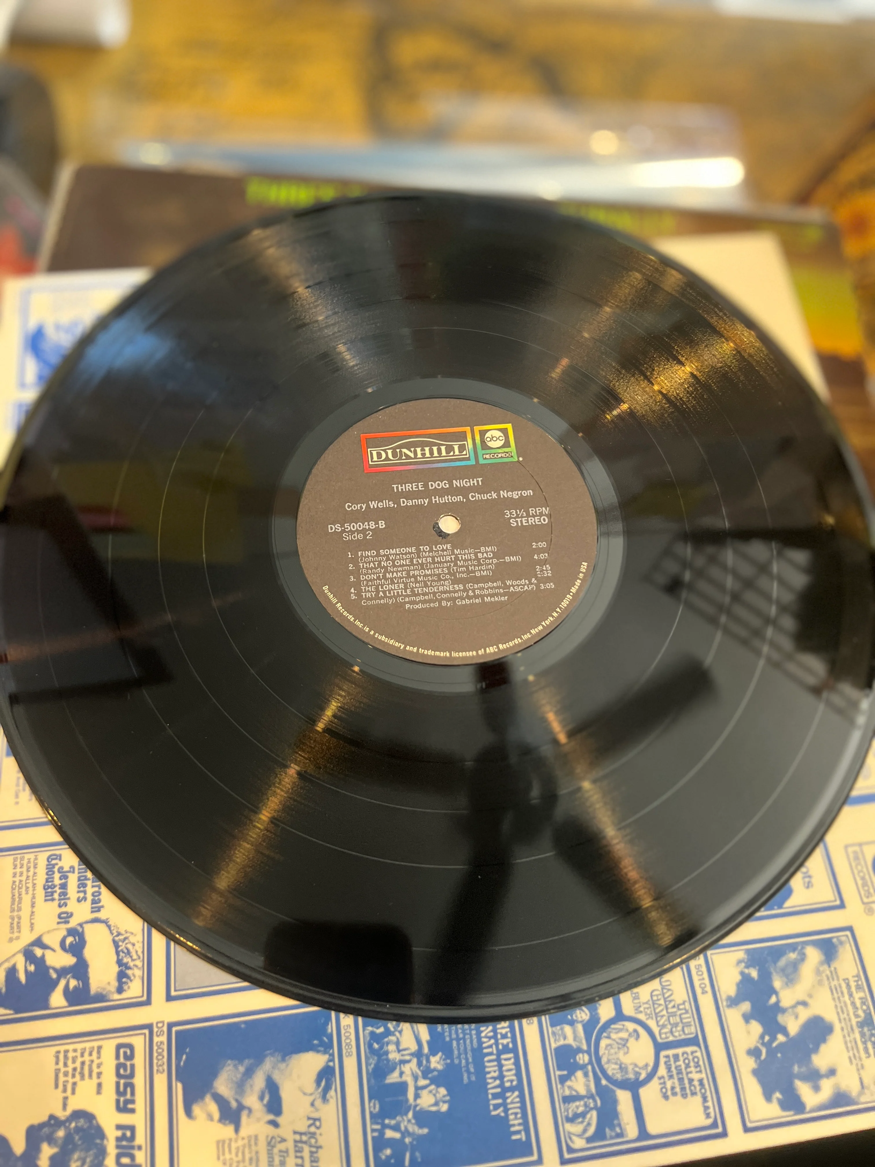Three Dog Night : "One" LP EX/NM - Image 3