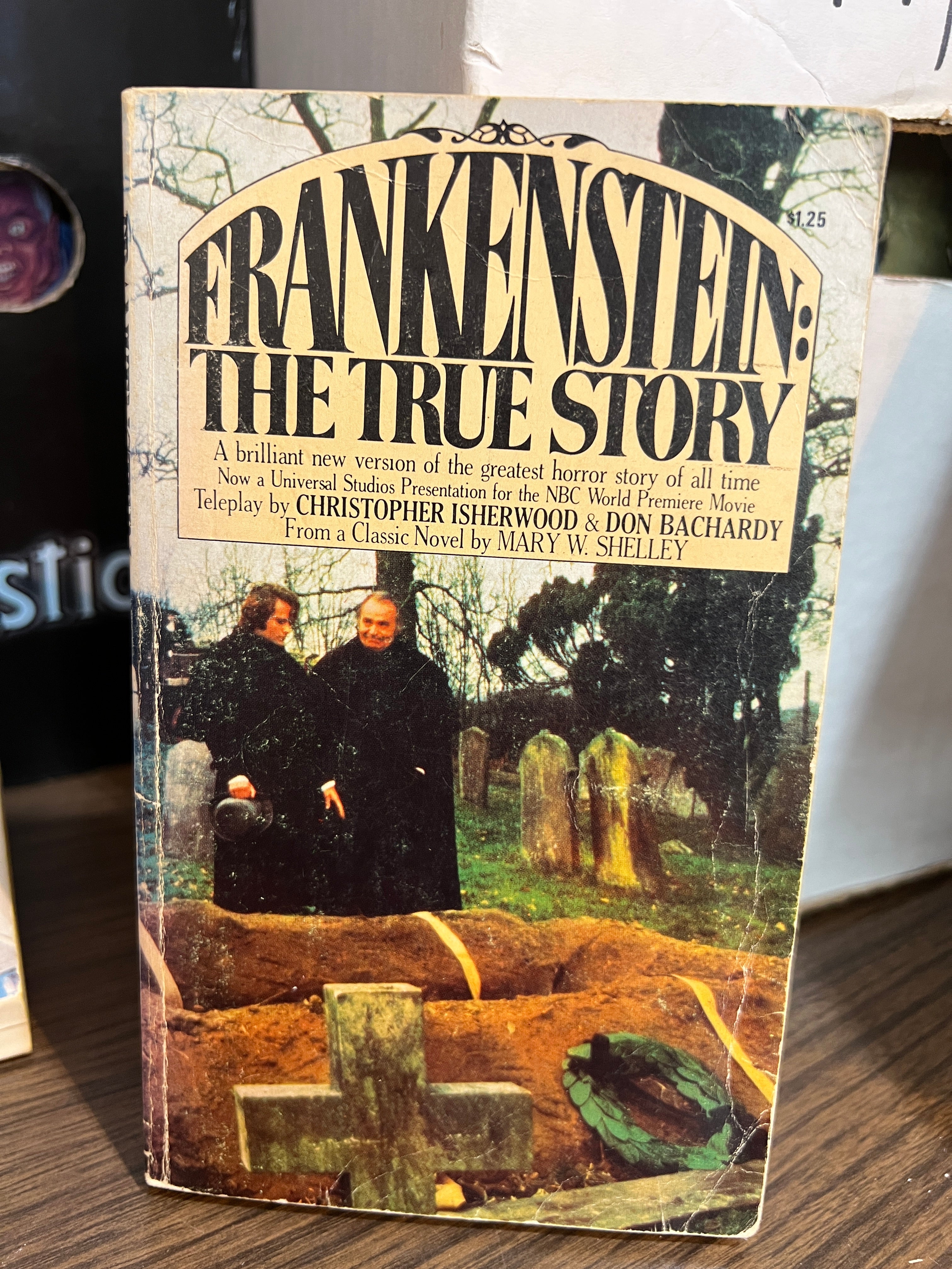 Frankenstein: The True Story Paperback Novelization / Teleplay 1973 Movie Cover 1st Printing