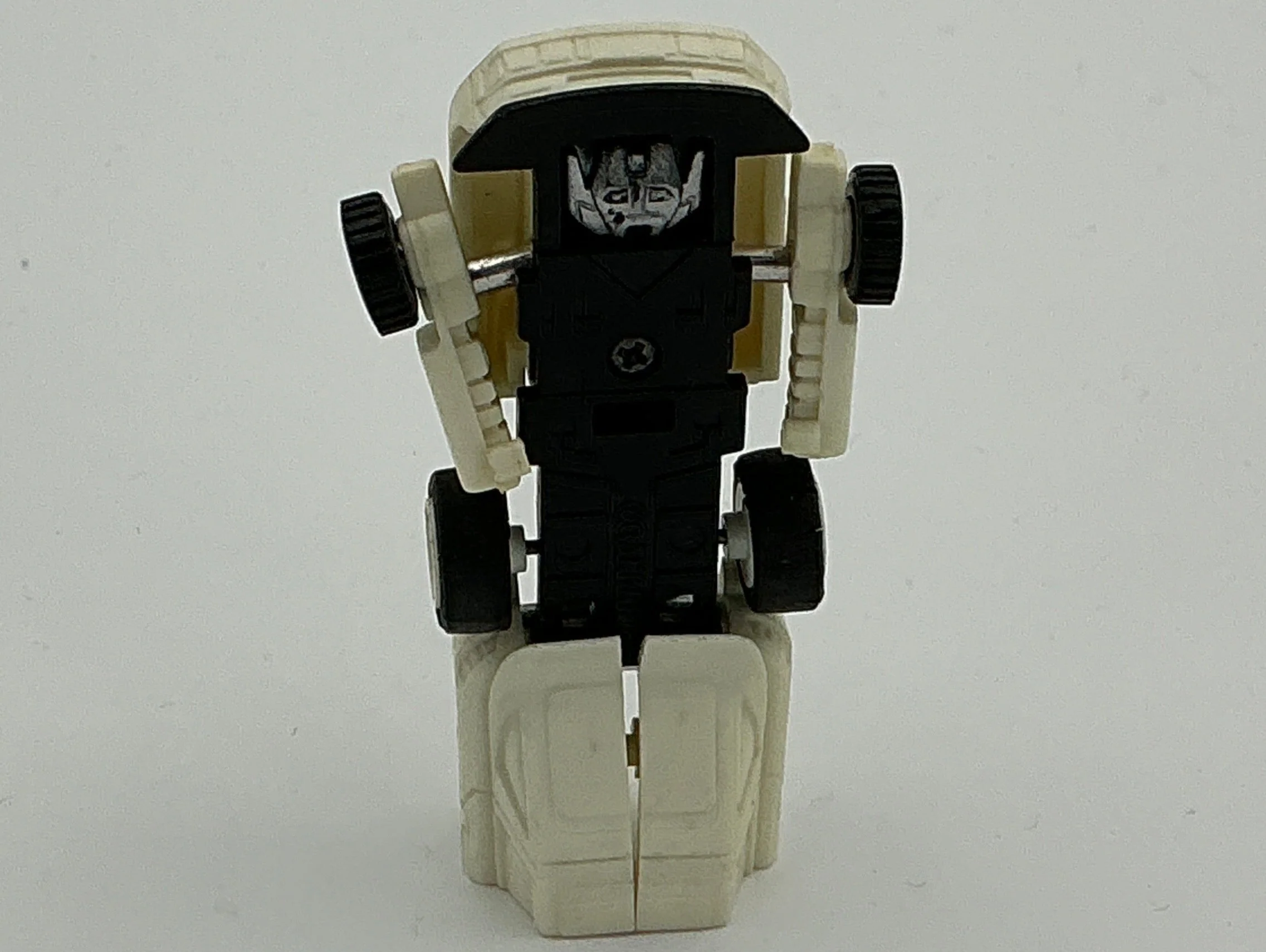 G1 Transformers Mini-Spy FX-1 White - Image 3