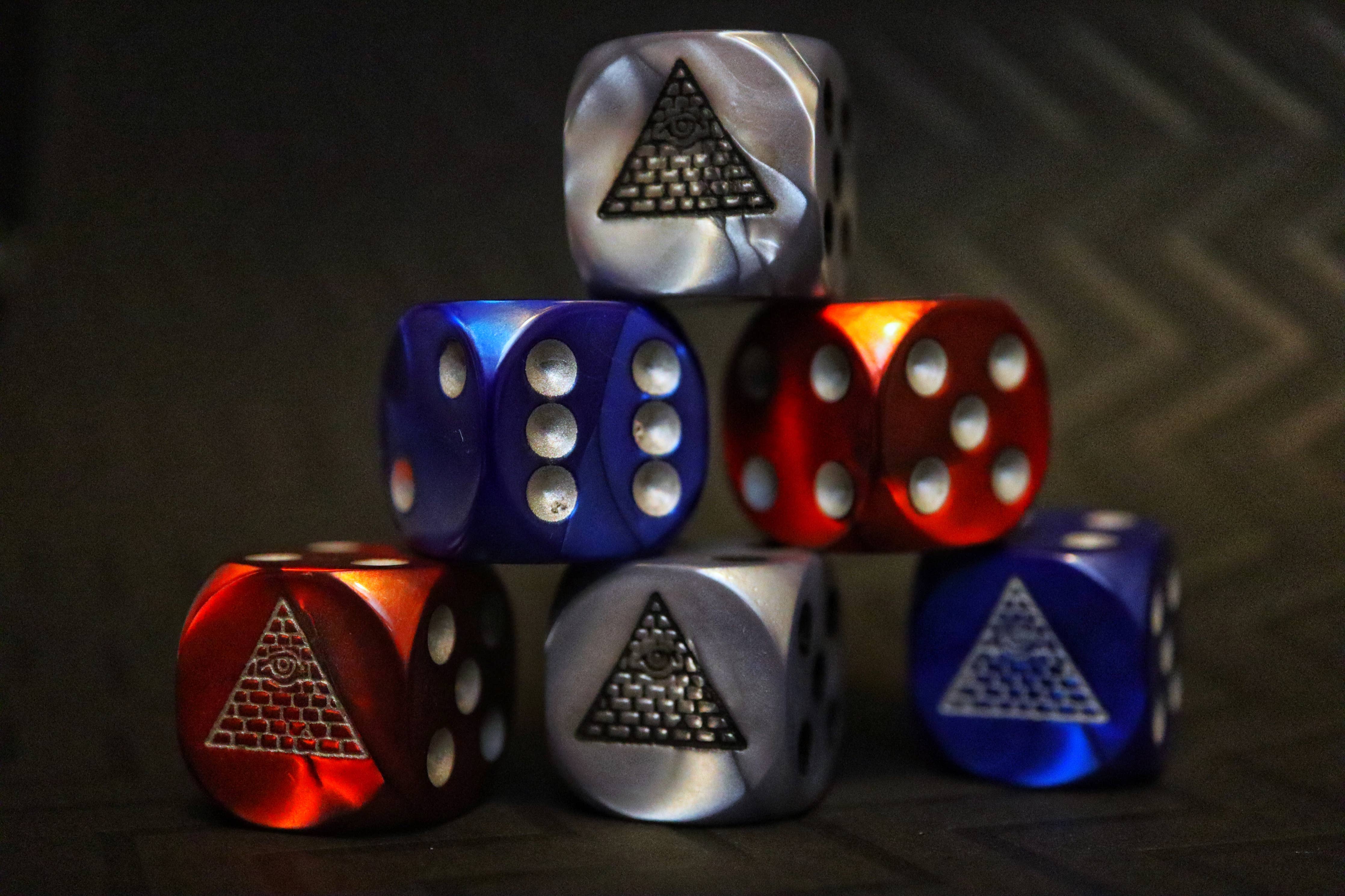 Illuminati d6 Dice Set - Image 3