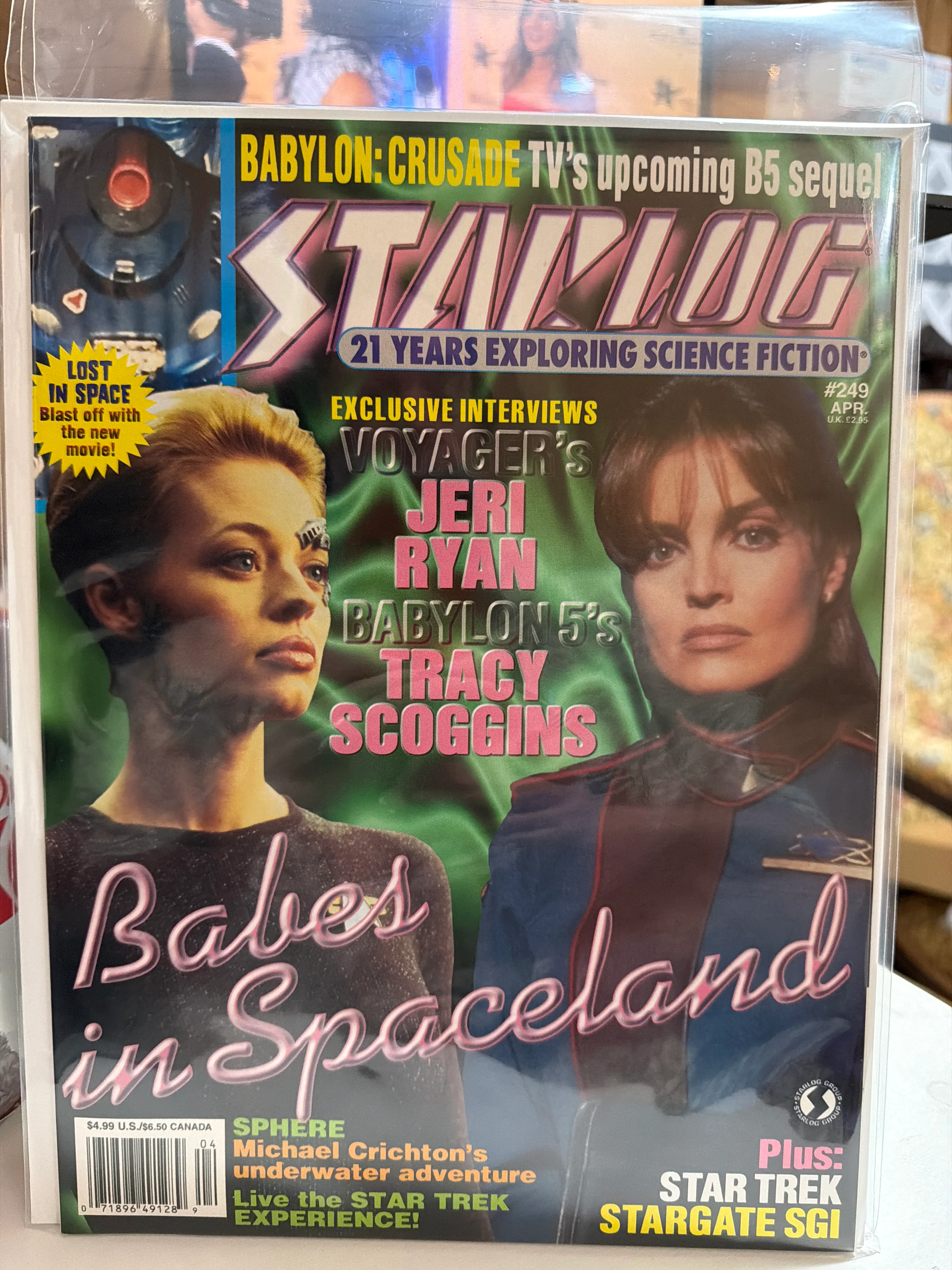Starlog #249 Jeri Ryan & Tracy Scoggins