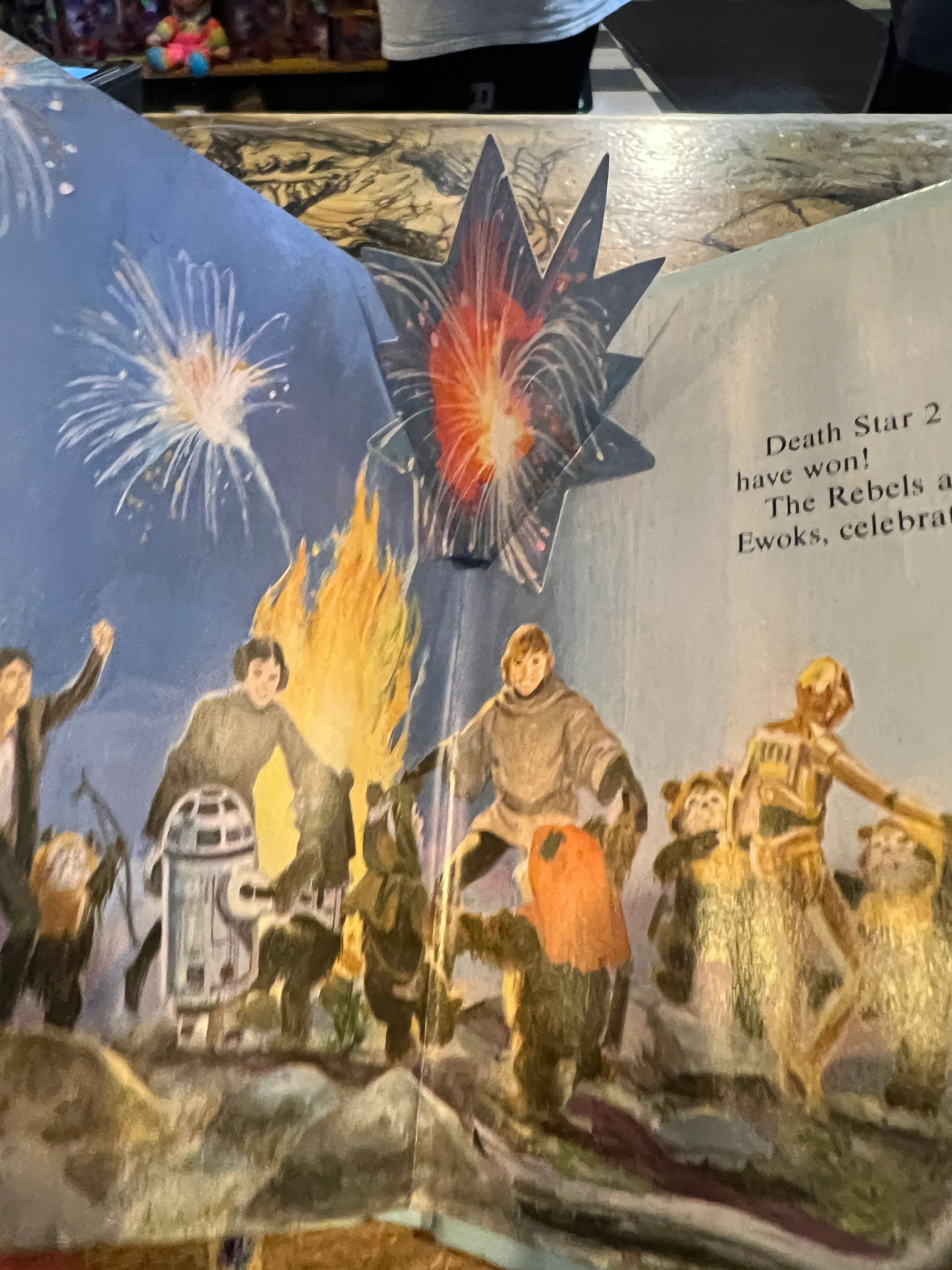 The Ewoks Save The Day : Hardcover Pop-Up Book - Image 7