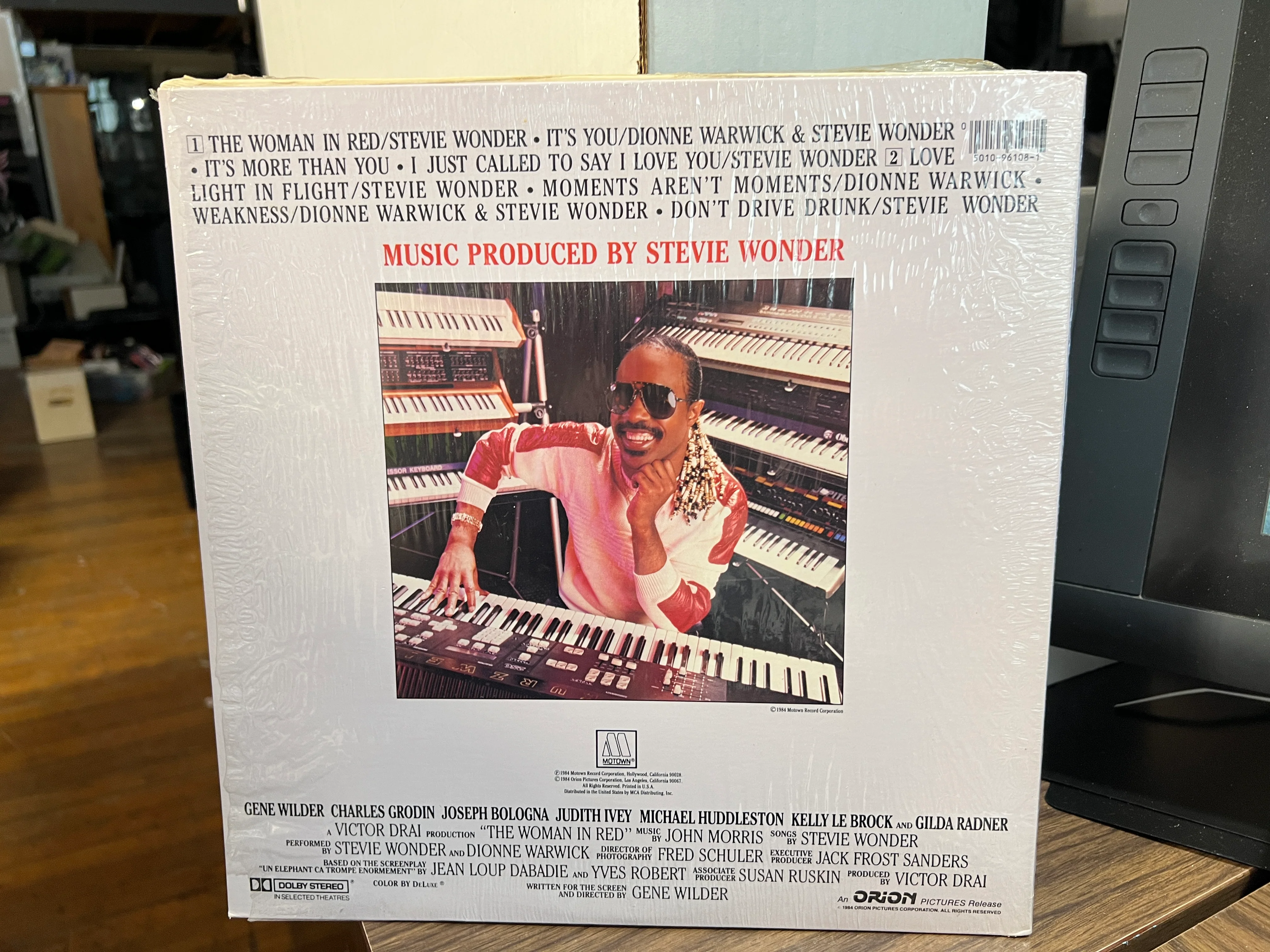 The Woman in Red : LP Stevie Wonder - Image 2