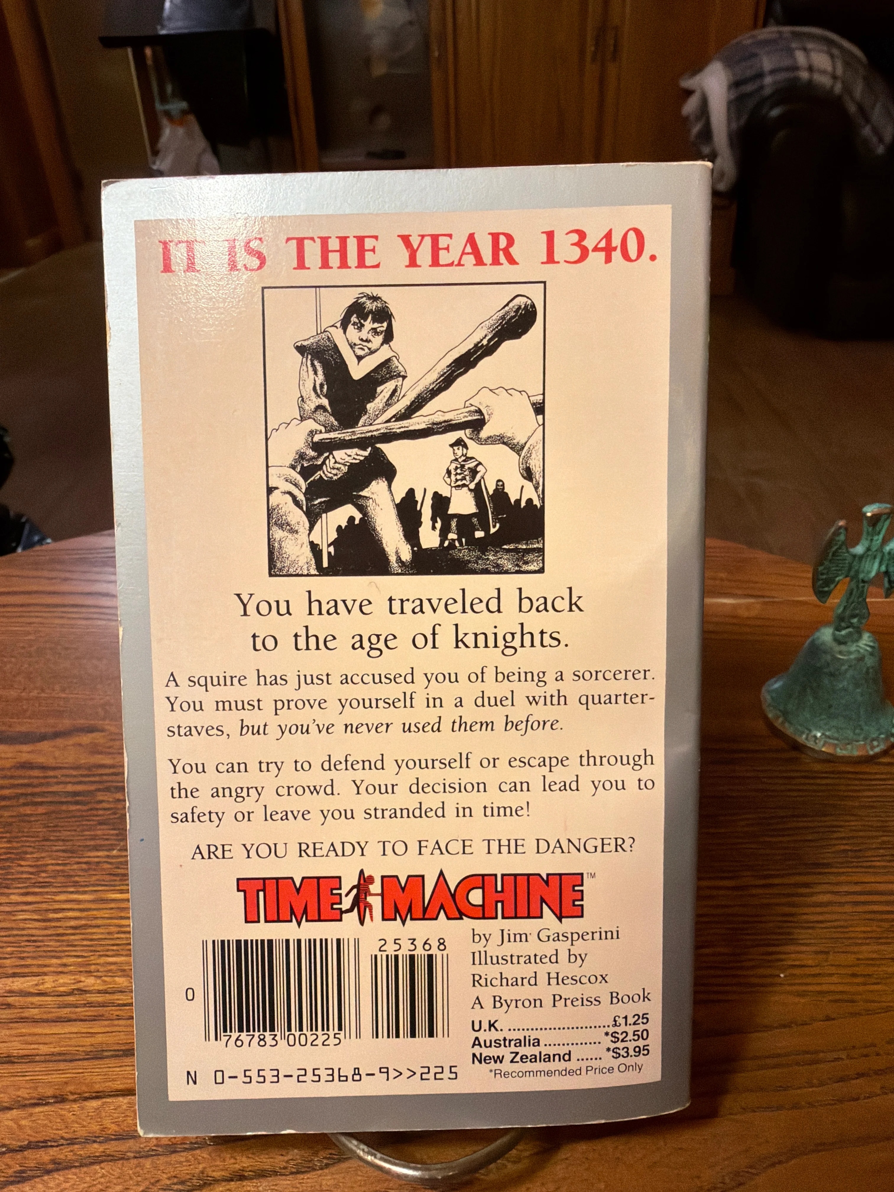 Time Machine #1 : Secret of the Knights (Choose Your Own Adventure Spin-Off Series) - Image 2