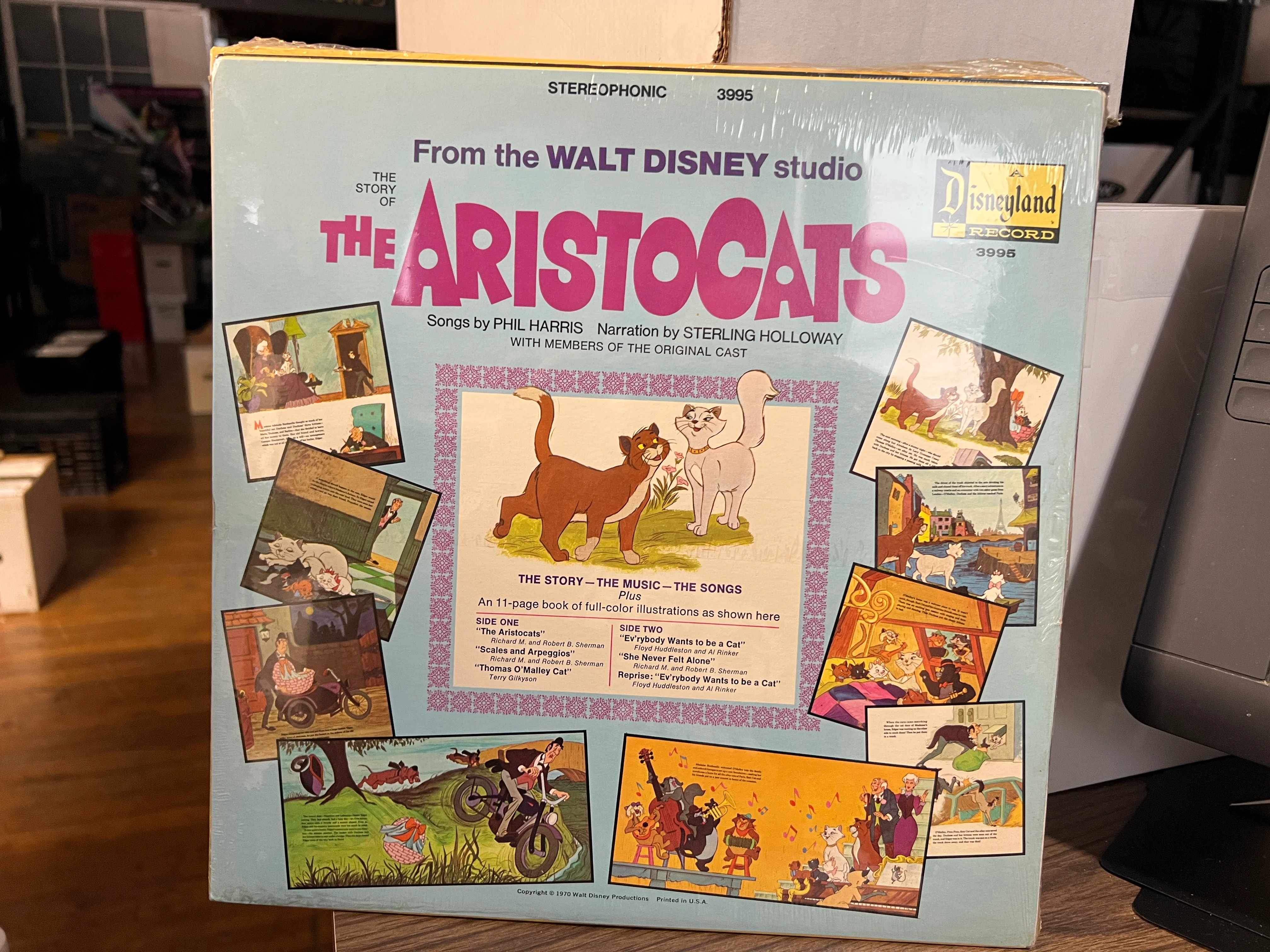 Walt Disney's Story of The Aristocats : LP Sealed 3995 - Image 2